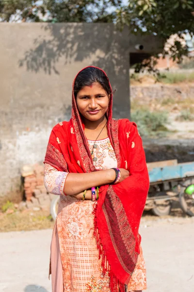 pregnancy care patient explaining experience in hospital